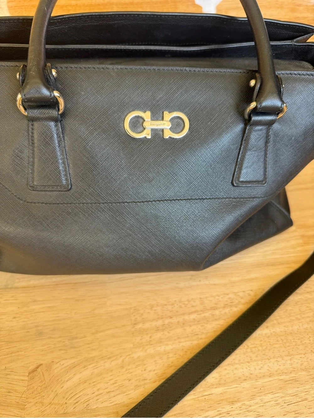 Salvatore Ferragamo GG 21F271 Black Leather Gancini Tote Satchel Shoulder Bag